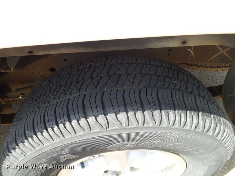 image for item DA6896 1999 Dodge Dakota Club Cab pickup truck