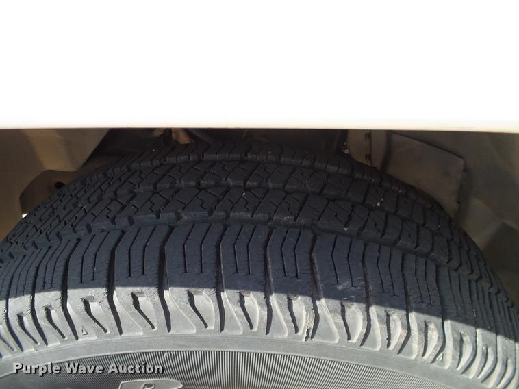 image for item DA6896 1999 Dodge Dakota Club Cab pickup truck