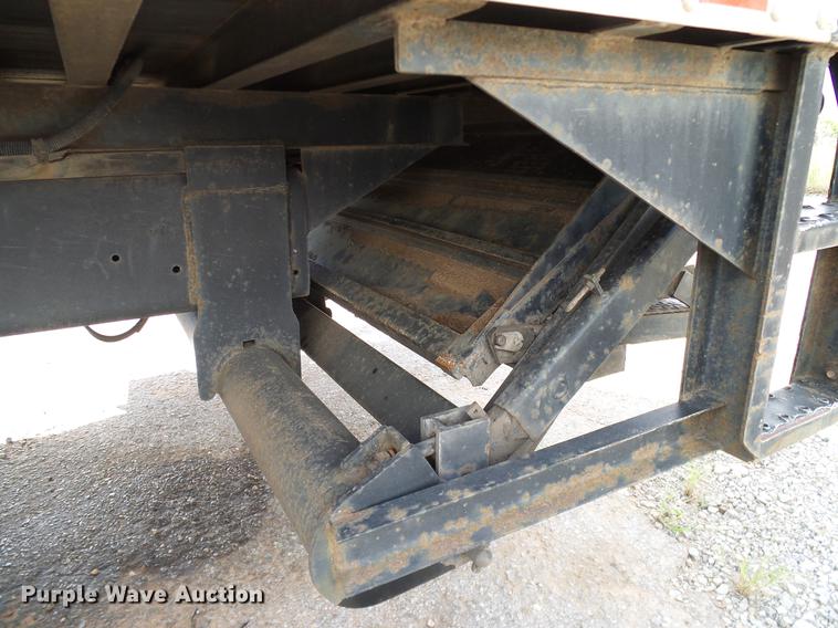 image for item DA6901 2005 International DuraStar 4300 box truck