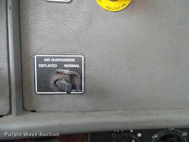 image for item DA6902 2006 Kenworth T300 box truck