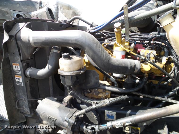 image for item DA6902 2006 Kenworth T300 box truck