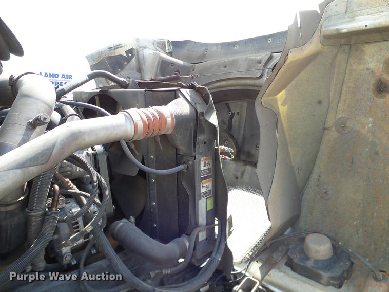 image for item DA6902 2006 Kenworth T300 box truck