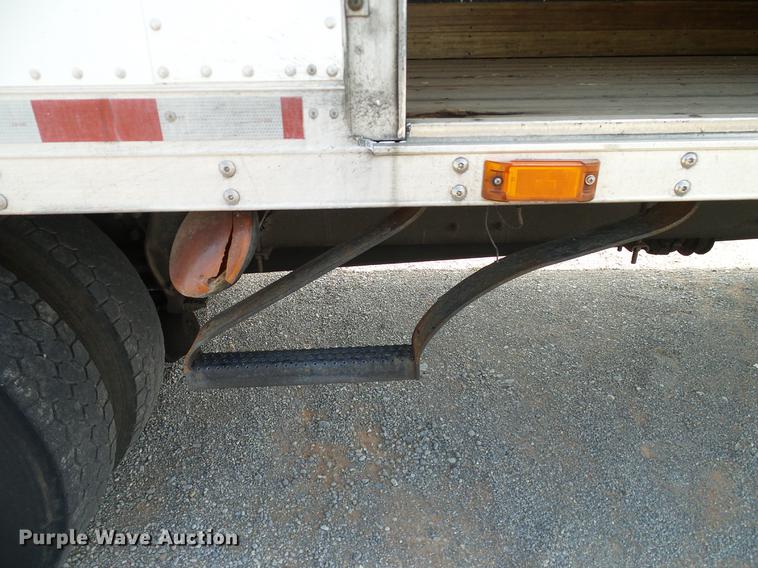 image for item DA6902 2006 Kenworth T300 box truck