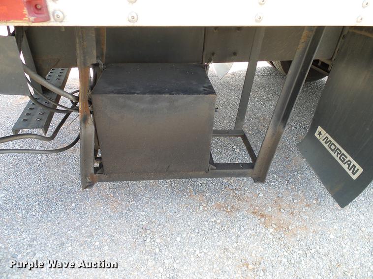 image for item DA6902 2006 Kenworth T300 box truck