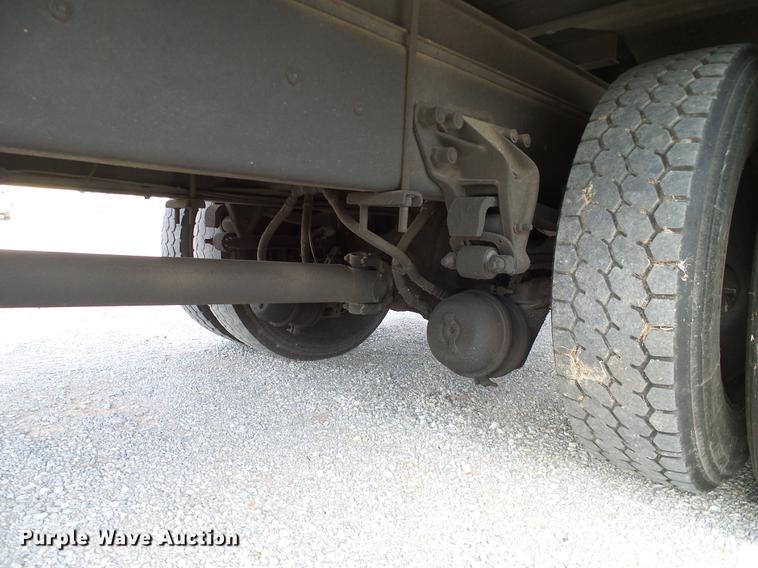 image for item DA6902 2006 Kenworth T300 box truck