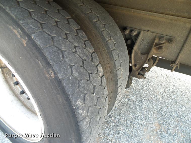 image for item DA6902 2006 Kenworth T300 box truck