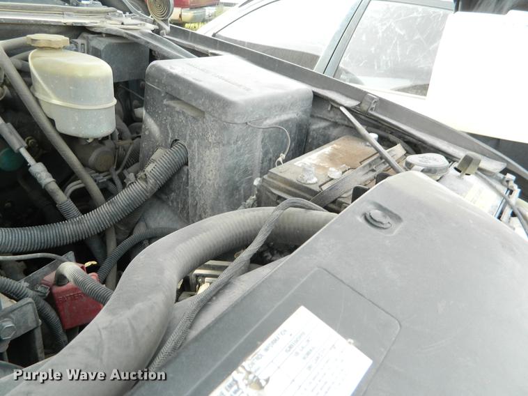 image for item DB1146 2000 Chevrolet Silverado 2500 Ext. Cab pickup truck