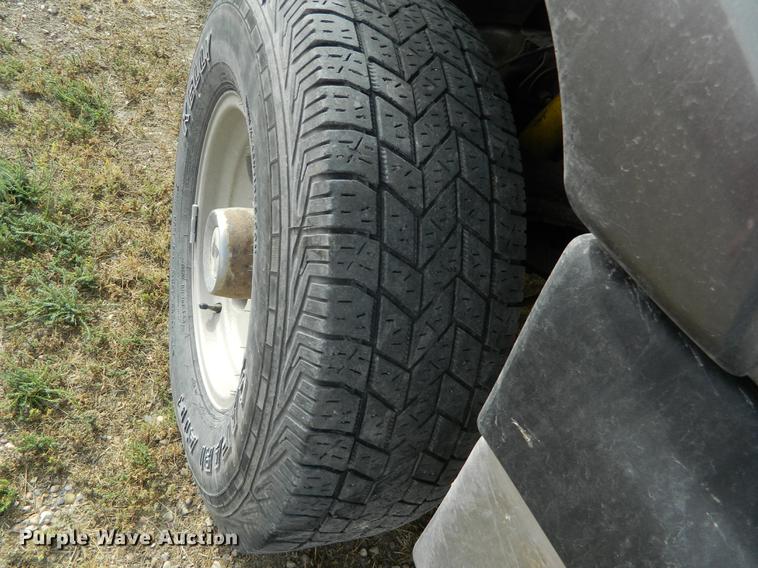 image for item DB1146 2000 Chevrolet Silverado 2500 Ext. Cab pickup truck