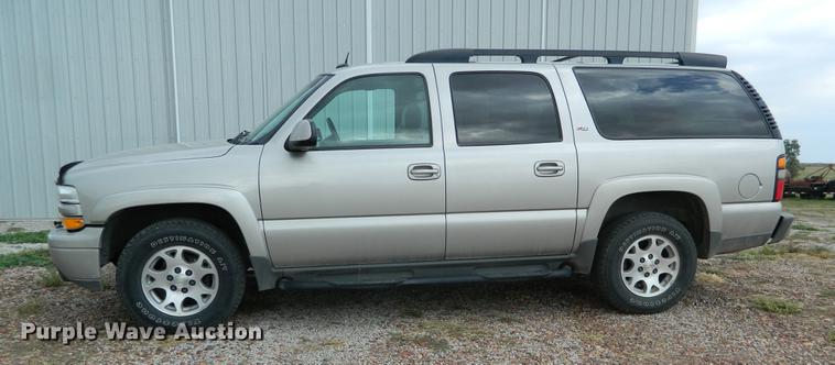 image for item DB1157 2005 Chevrolet Suburban 1500 Z71 SUV