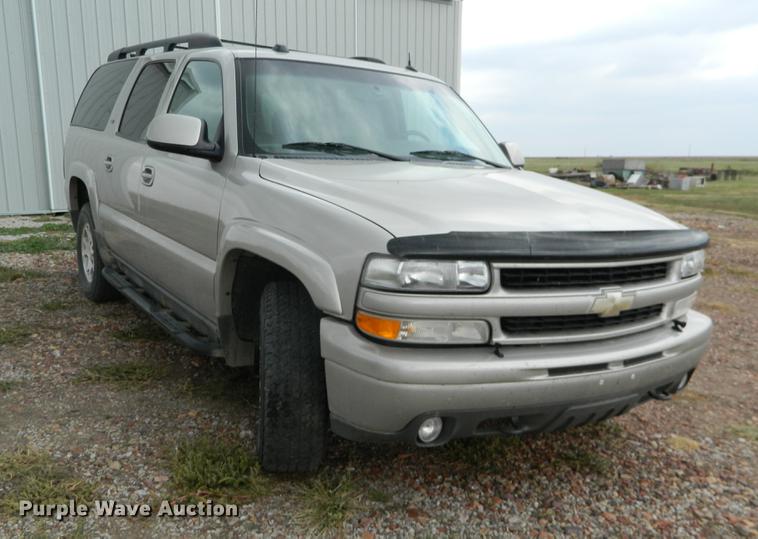 image for item DB1157 2005 Chevrolet Suburban 1500 Z71 SUV