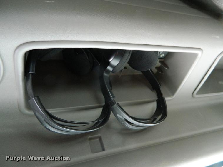 image for item DB1157 2005 Chevrolet Suburban 1500 Z71 SUV