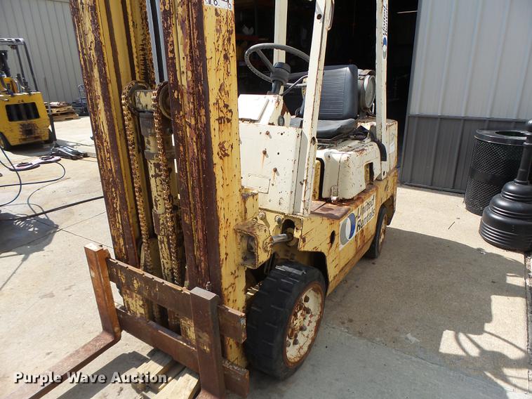 image for item DB1446 Datsun CPF02A25V forklift