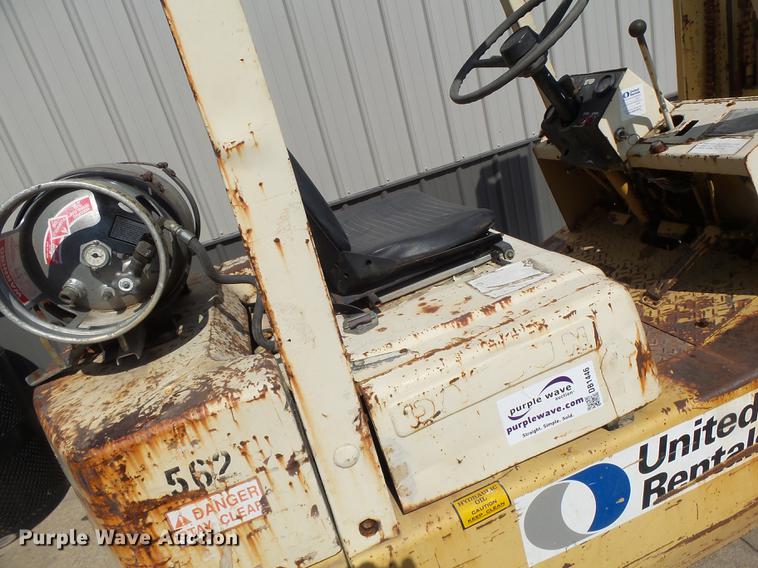 image for item DB1446 Datsun CPF02A25V forklift