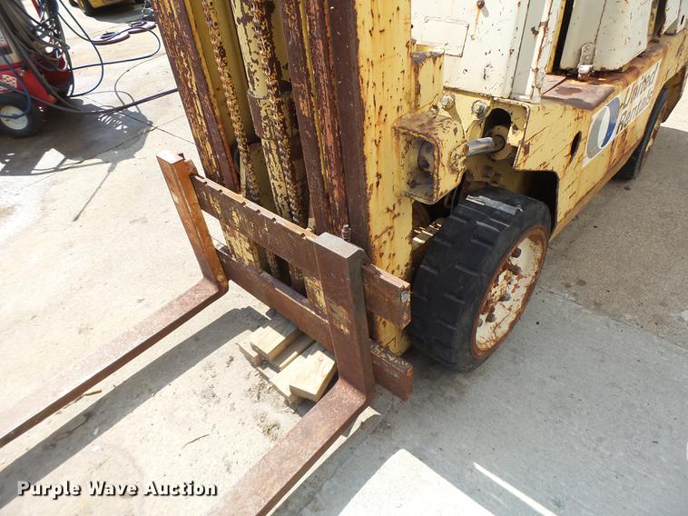 image for item DB1446 Datsun CPF02A25V forklift