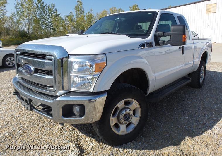 image for item DB1449 2015 Ford F250 Super Duty SuperCab pickup truck