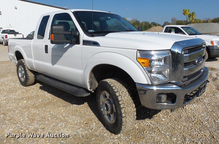 image for item DB1449 2015 Ford F250 Super Duty SuperCab pickup truck