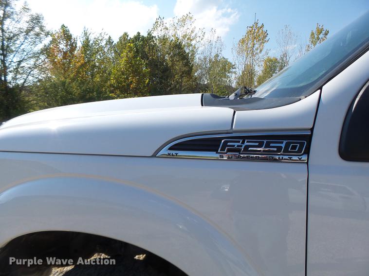 image for item DB1449 2015 Ford F250 Super Duty SuperCab pickup truck