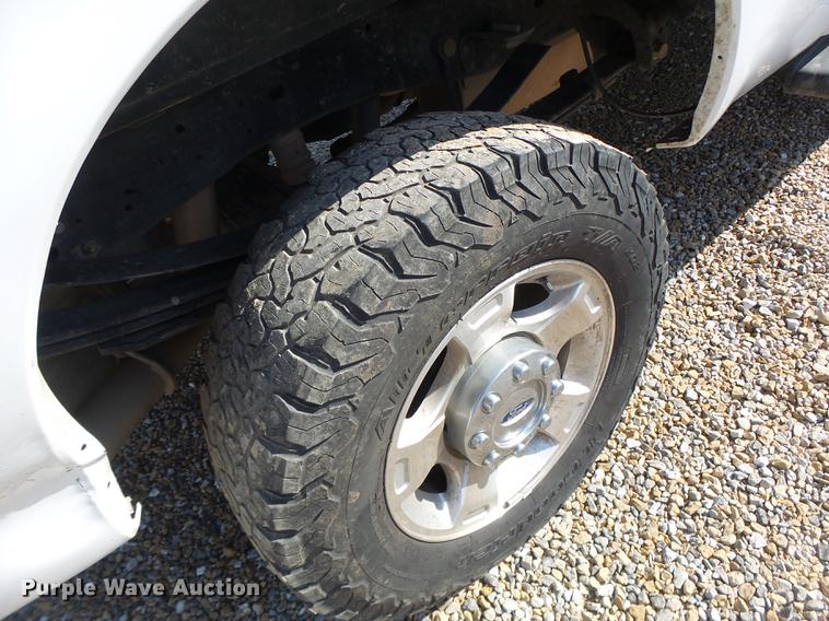 image for item DB1449 2015 Ford F250 Super Duty SuperCab pickup truck