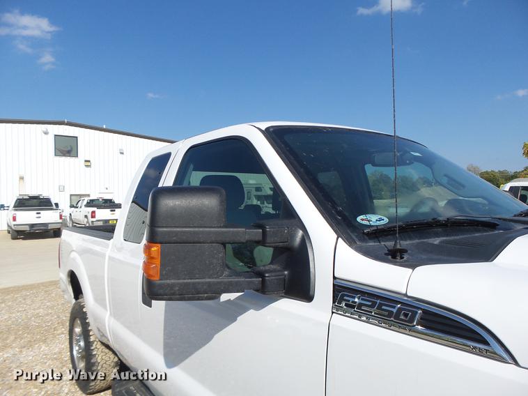 image for item DB1449 2015 Ford F250 Super Duty SuperCab pickup truck