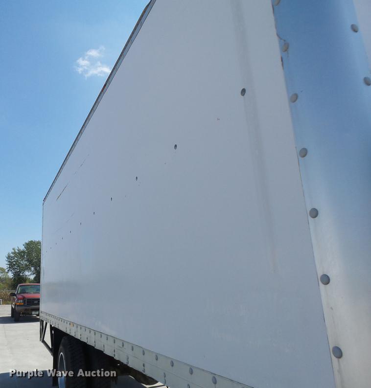 image for item DB1458 1999 Ford F800 box truck