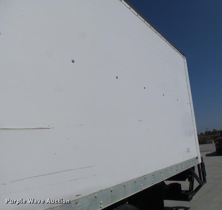 image for item DB1458 1999 Ford F800 box truck