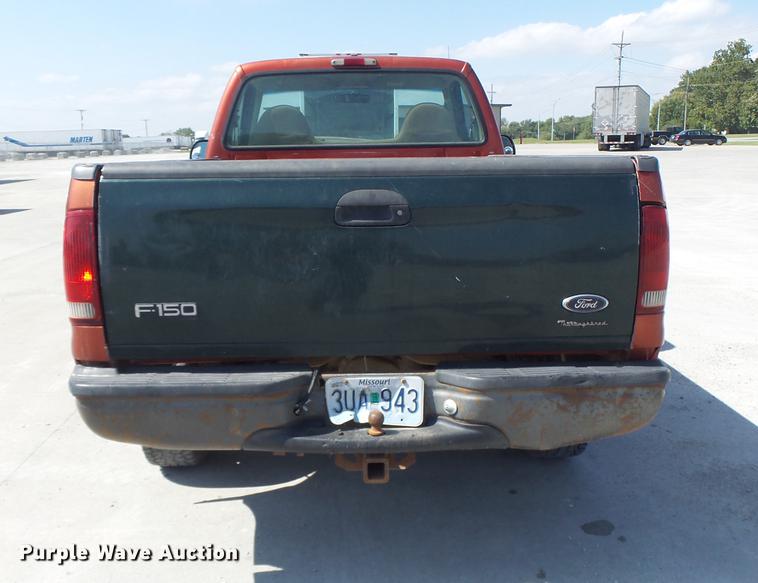 image for item DB1459 2000 Ford F250 Super Duty pickup truck