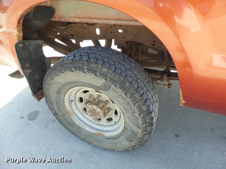 image for item DB1459 2000 Ford F250 Super Duty pickup truck