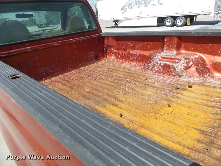 image for item DB1459 2000 Ford F250 Super Duty pickup truck