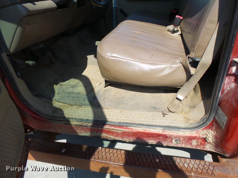 image for item DB1459 2000 Ford F250 Super Duty pickup truck