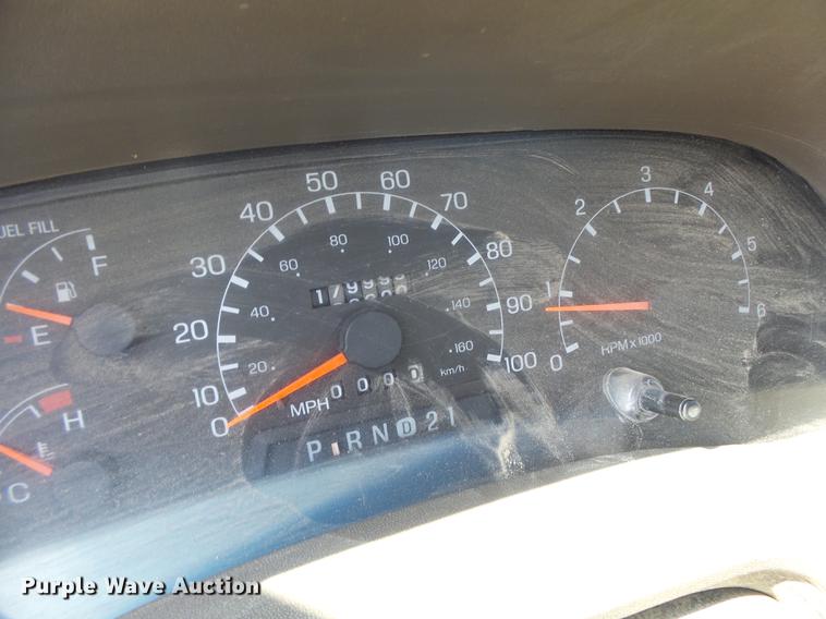 image for item DB1459 2000 Ford F250 Super Duty pickup truck