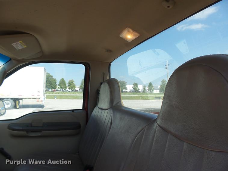 image for item DB1459 2000 Ford F250 Super Duty pickup truck