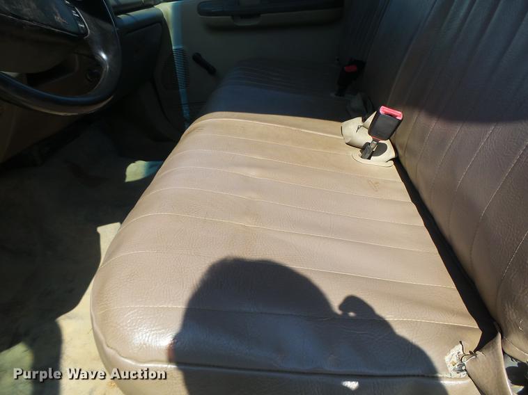 image for item DB1459 2000 Ford F250 Super Duty pickup truck