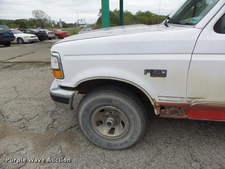 image for item DB1471 1996 Ford F150 SuperCab pickup truck