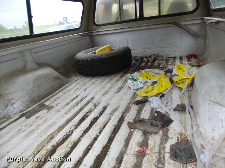 image for item DB1471 1996 Ford F150 SuperCab pickup truck