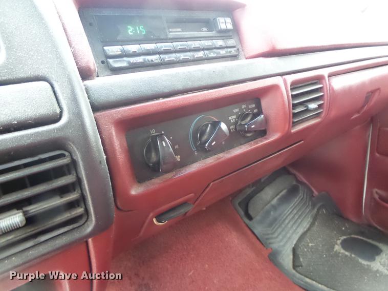 image for item DB1471 1996 Ford F150 SuperCab pickup truck