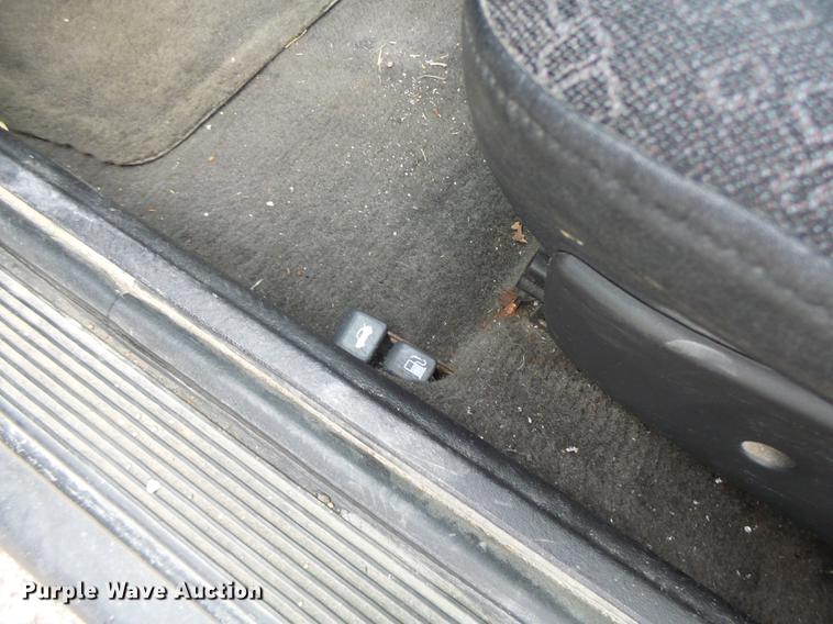 image for item DB1472 2001 Saturn SL