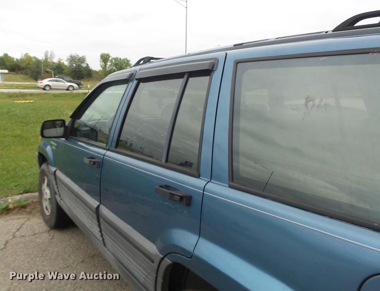 image for item DB1473 1994 Jeep Grand Cherokee SUV