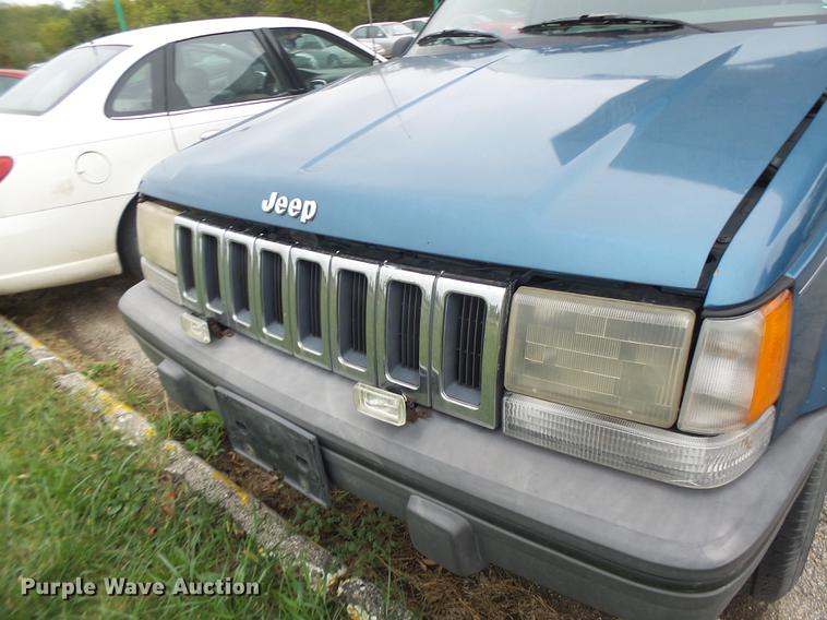 image for item DB1473 1994 Jeep Grand Cherokee SUV
