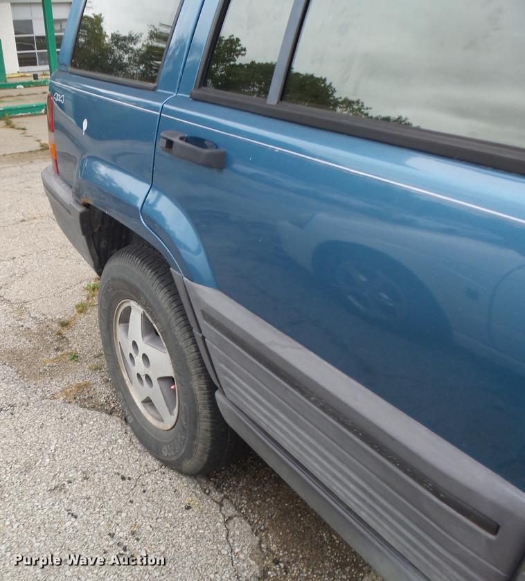 image for item DB1473 1994 Jeep Grand Cherokee SUV