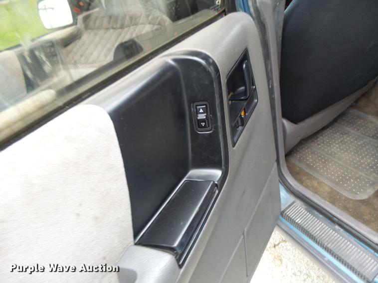 image for item DB1473 1994 Jeep Grand Cherokee SUV