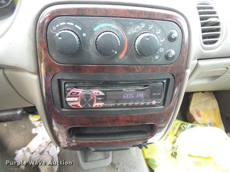 image for item DB1476 2004 Chrysler Concorde