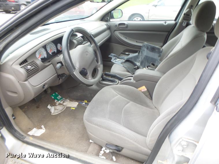 image for item DB1479 2004 Dodge Stratus