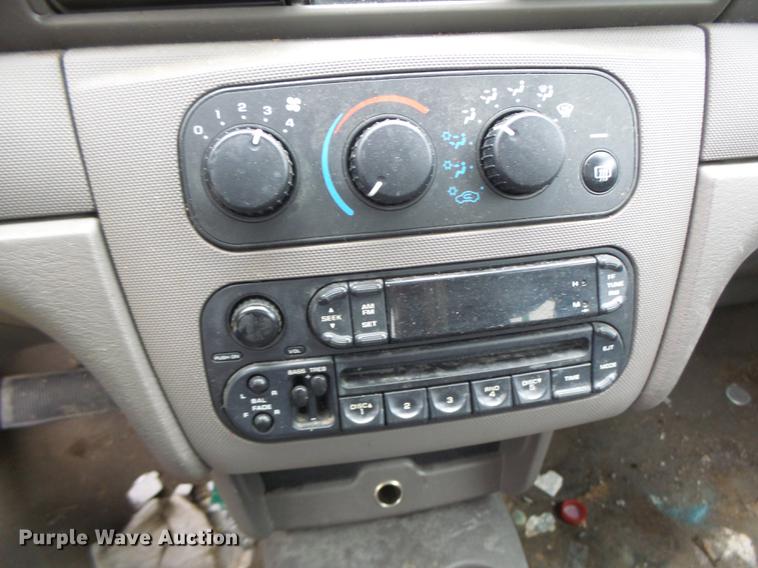 image for item DB1479 2004 Dodge Stratus