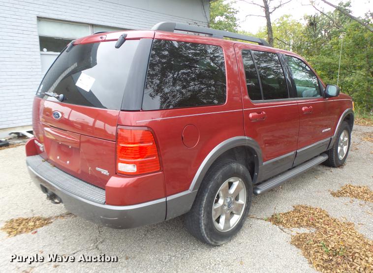 image for item DB1482 2005 Ford Explorer SUV