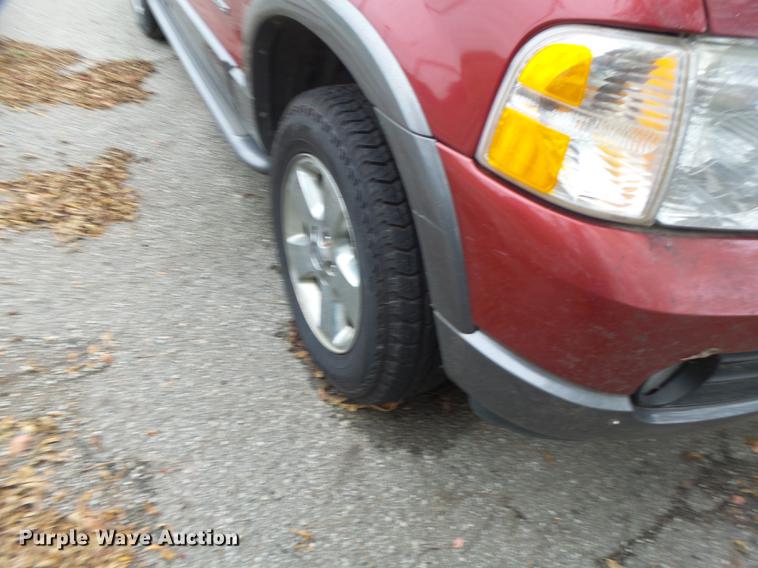 image for item DB1482 2005 Ford Explorer SUV