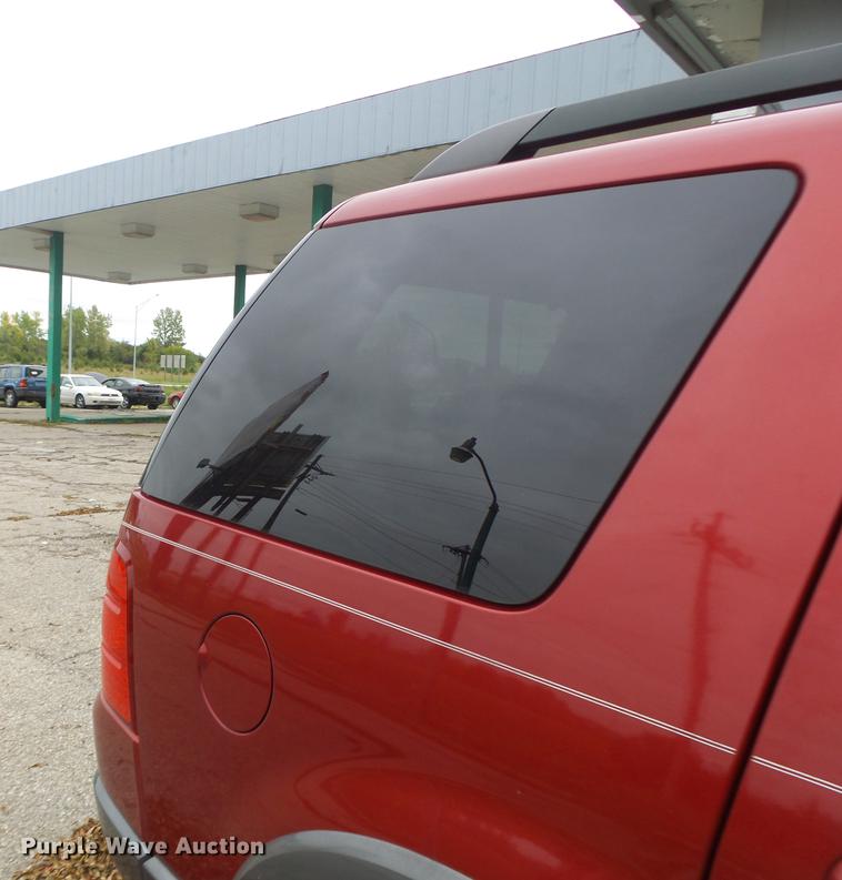 image for item DB1482 2005 Ford Explorer SUV