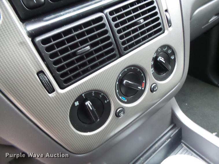 image for item DB1482 2005 Ford Explorer SUV