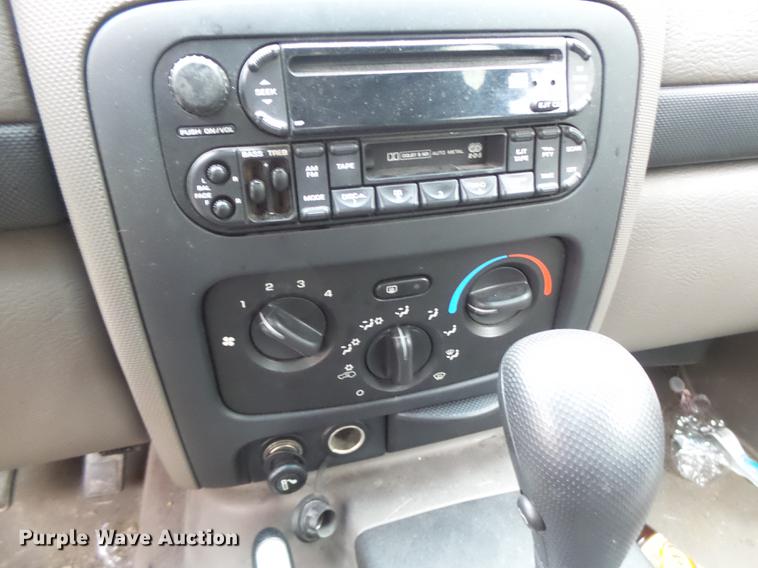 image for item DB1483 2002 Jeep Liberty SUV