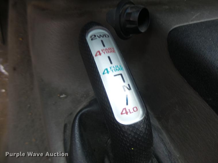 image for item DB1483 2002 Jeep Liberty SUV