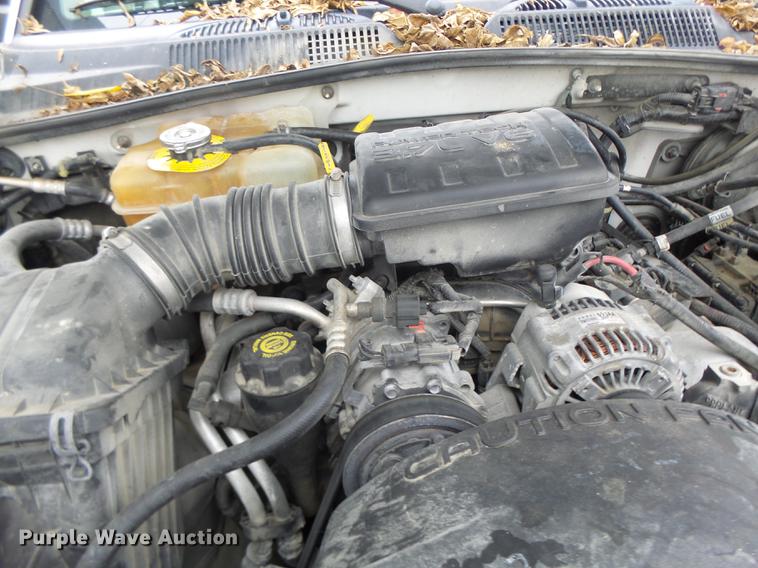 image for item DB1483 2002 Jeep Liberty SUV